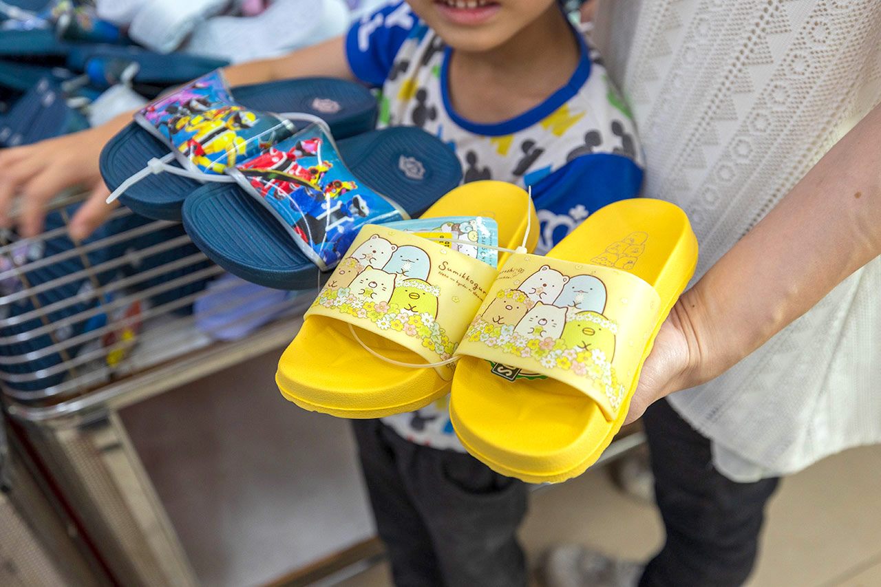 美力運動世界-樹林特賣會｜新北鞋子廠拍只賣12天，運動鞋、童鞋、工作鞋全館下殺1折起，還有滿千送百買一送一超殺活動，晚來就沒了！樹林工業區鞋子特賣會