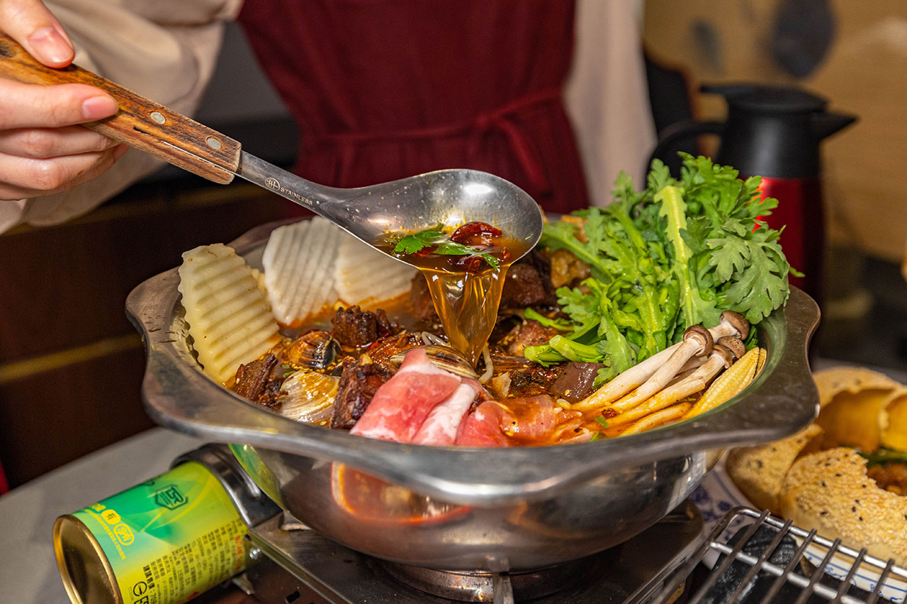 墨川四川樟茶烤鴨｜2025台南美食推薦