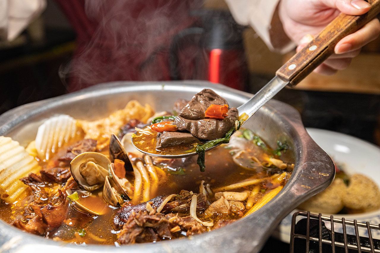 墨川四川樟茶烤鴨｜2025台南美食推薦