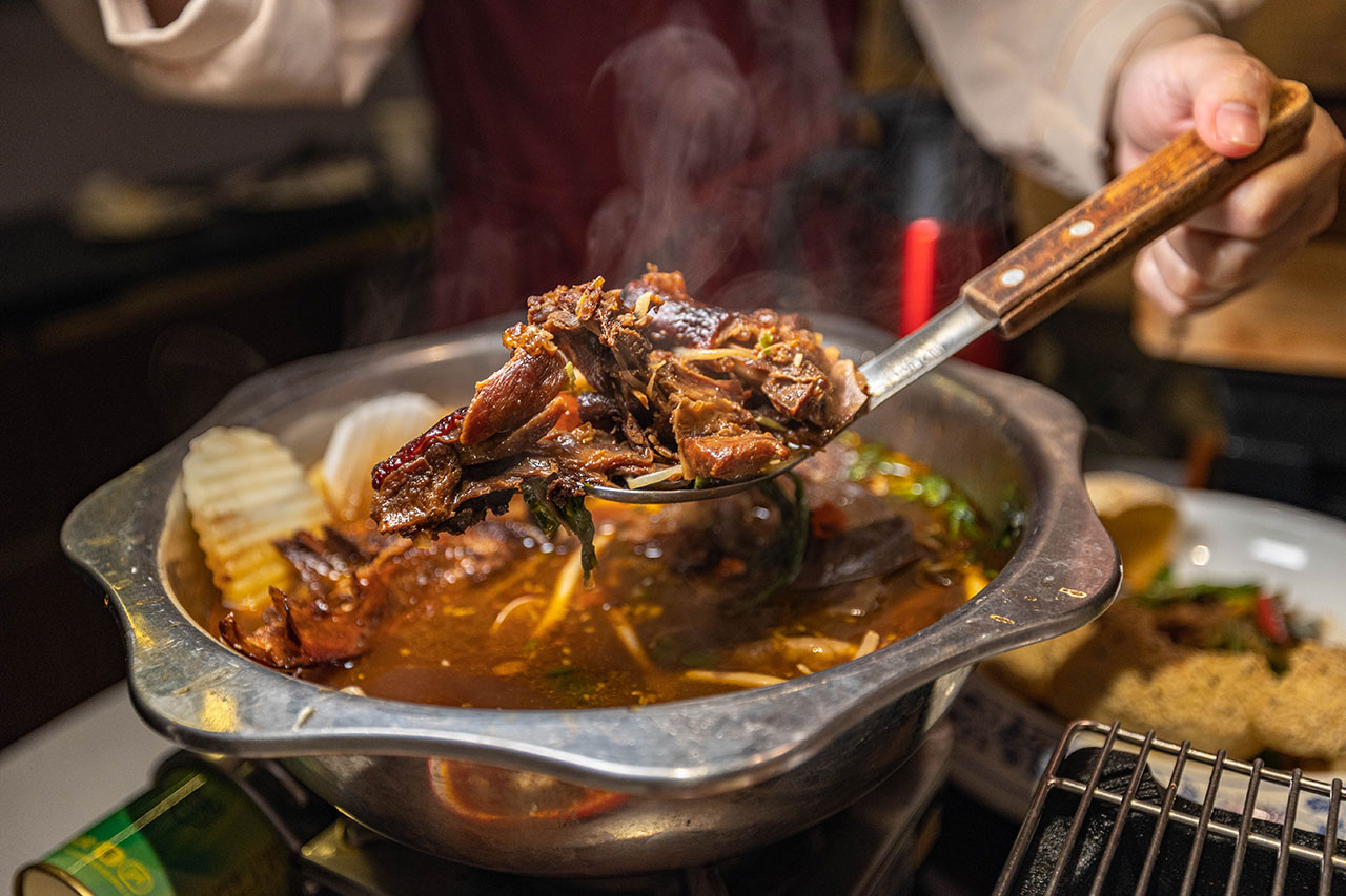 墨川四川樟茶烤鴨｜2025台南美食推薦