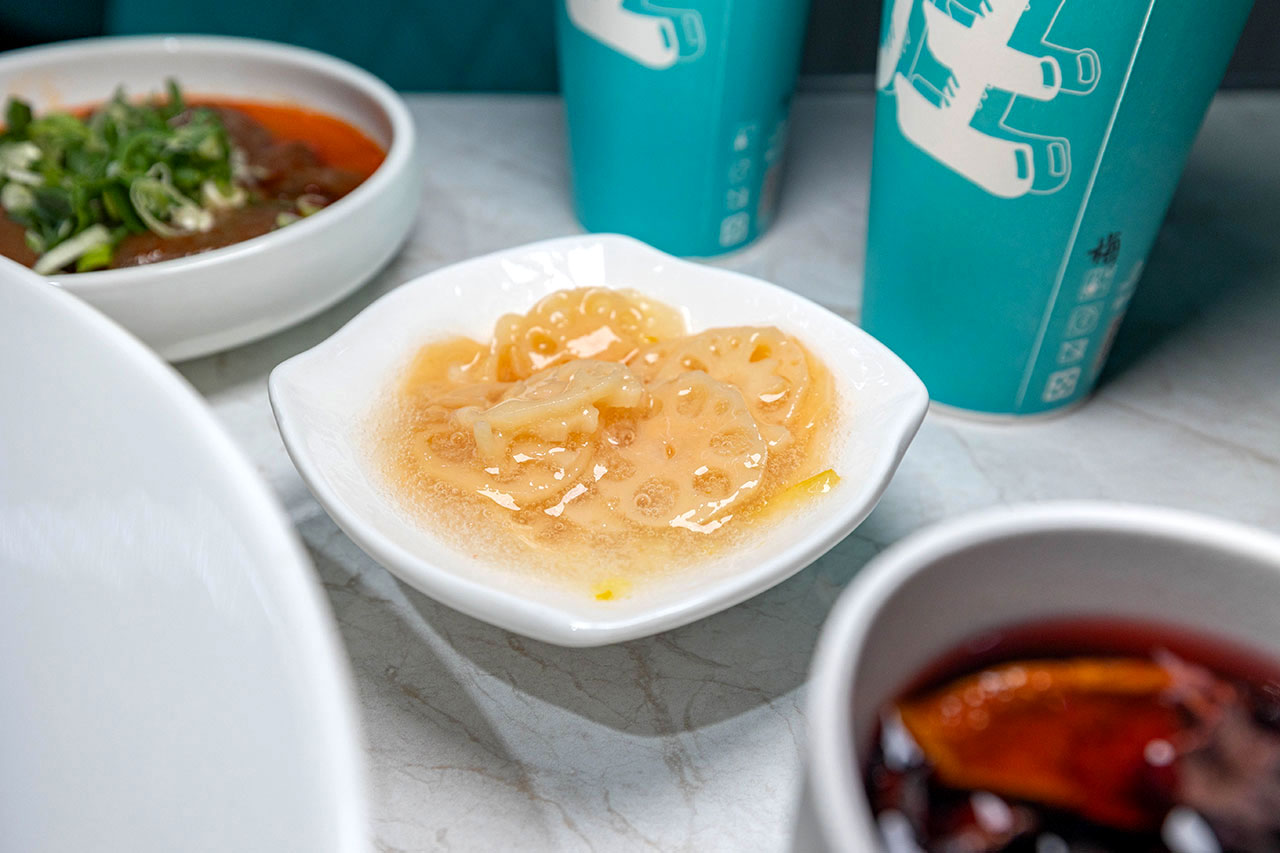 狂一鍋酸菜魚台南中山店資訊