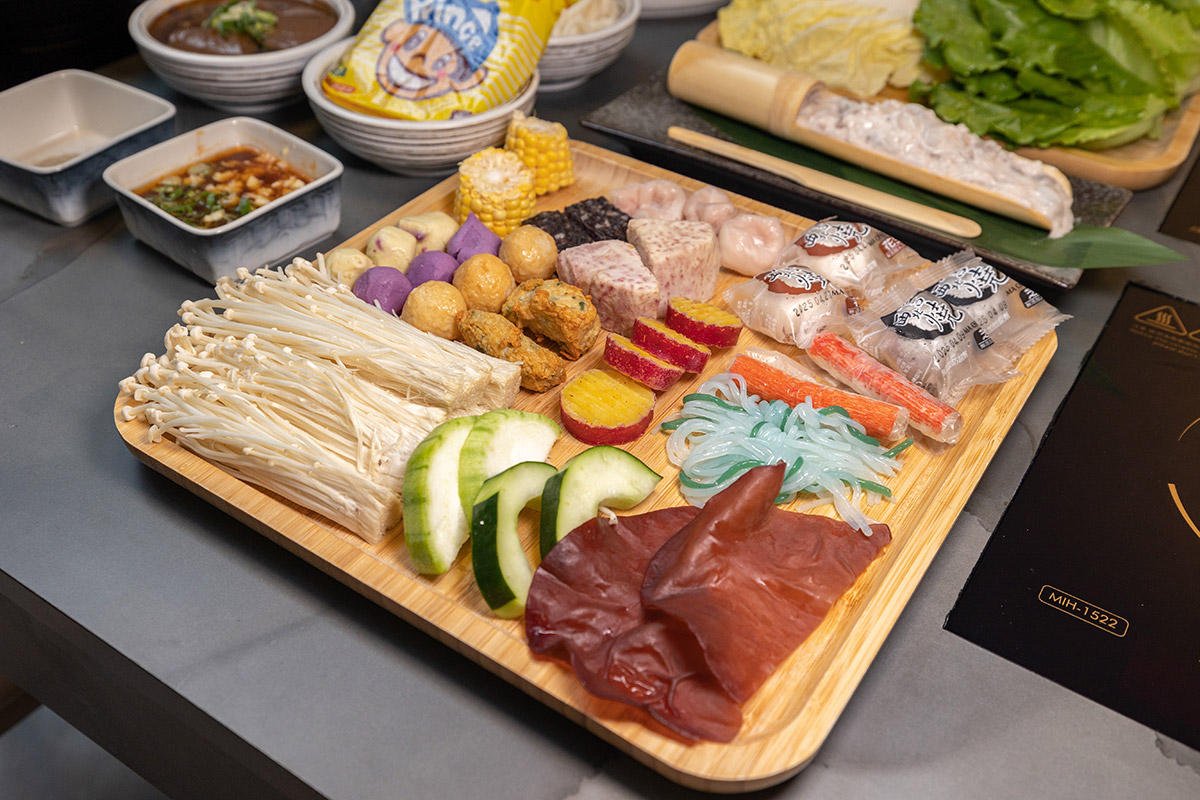 阿米石頭火鍋-台中北屯宵夜推薦-台中北屯吃到飽火鍋