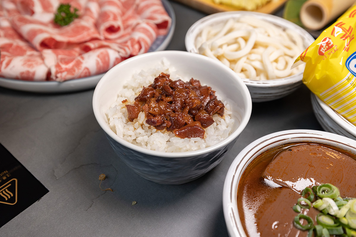 阿米石頭火鍋-台中北屯宵夜推薦-台中北屯吃到飽火鍋