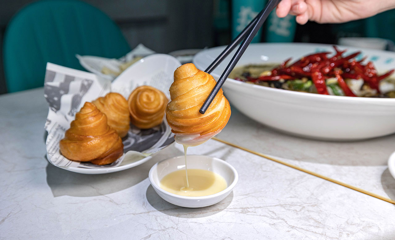 狂一鍋酸菜魚台南中山店資訊