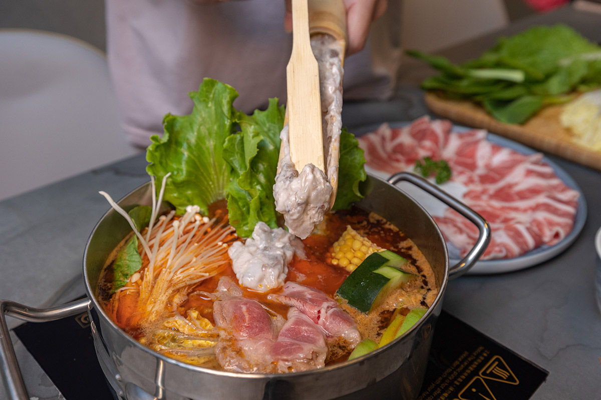 阿米石頭火鍋-台中北屯宵夜推薦-台中北屯吃到飽火鍋