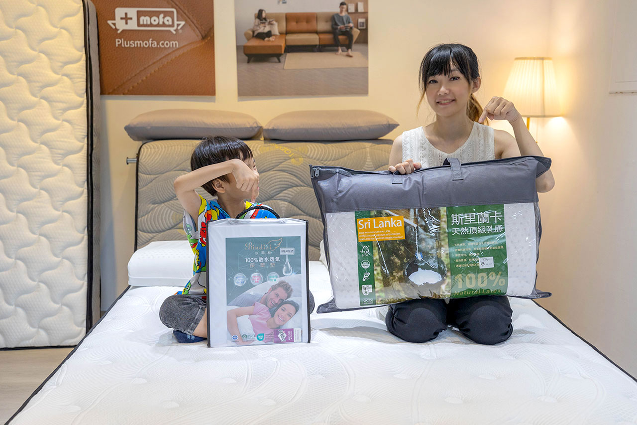 Plus mofa方塊舒床墊-女王團購限定優惠、六塊分體式獨立筒，自由調整軟硬度，試睡60天＋10年保固，買床墊超安心
