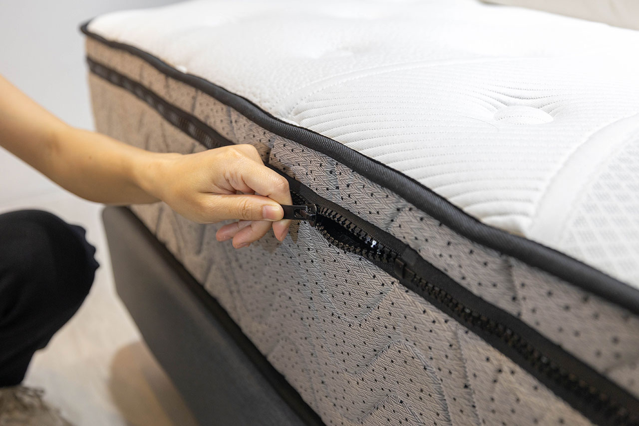 Plus mofa方塊舒床墊-女王團購限定優惠、六塊分體式獨立筒，自由調整軟硬度，試睡60天＋10年保固，買床墊超安心