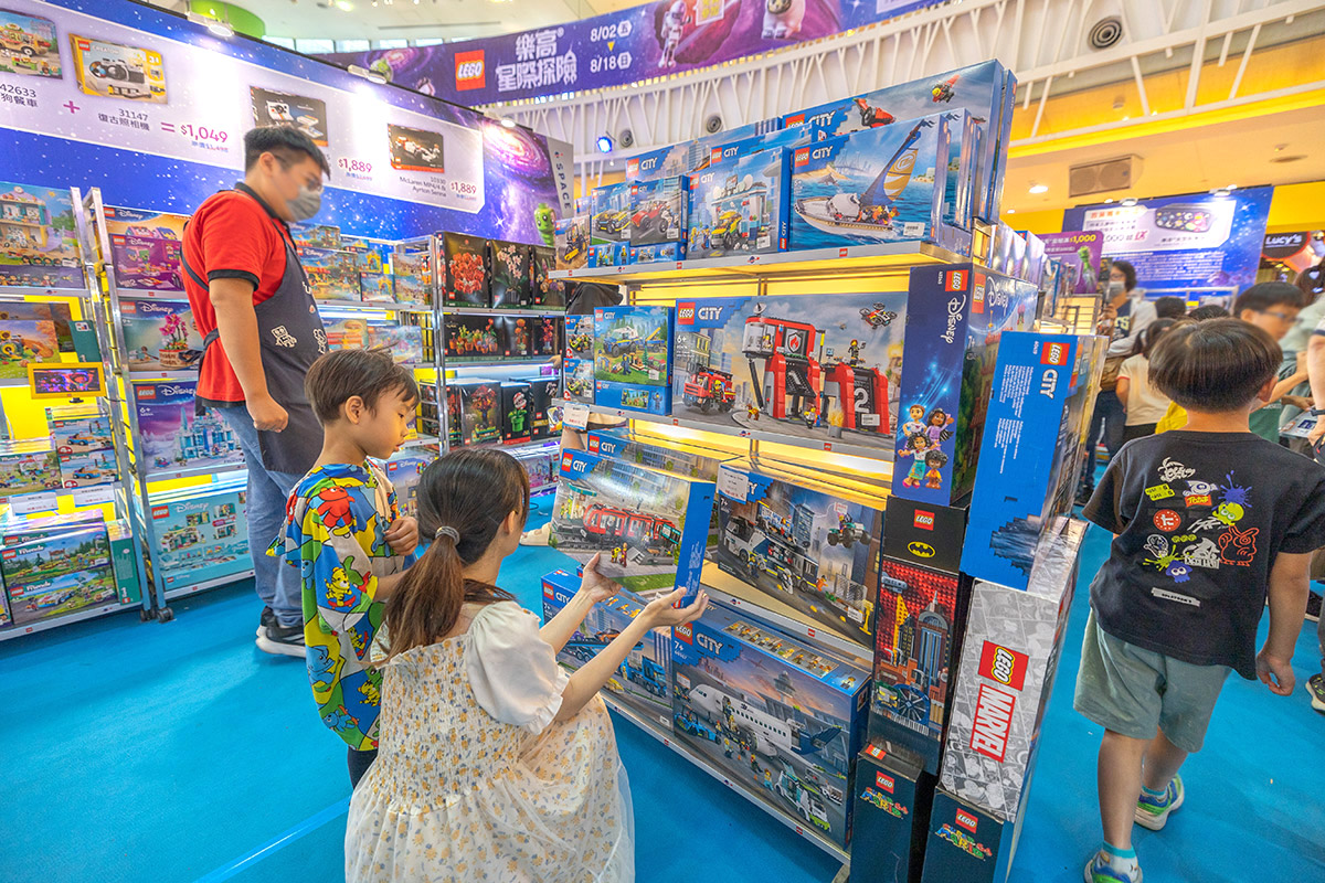 LEGO樂高星際樂園｜高雄夢時代