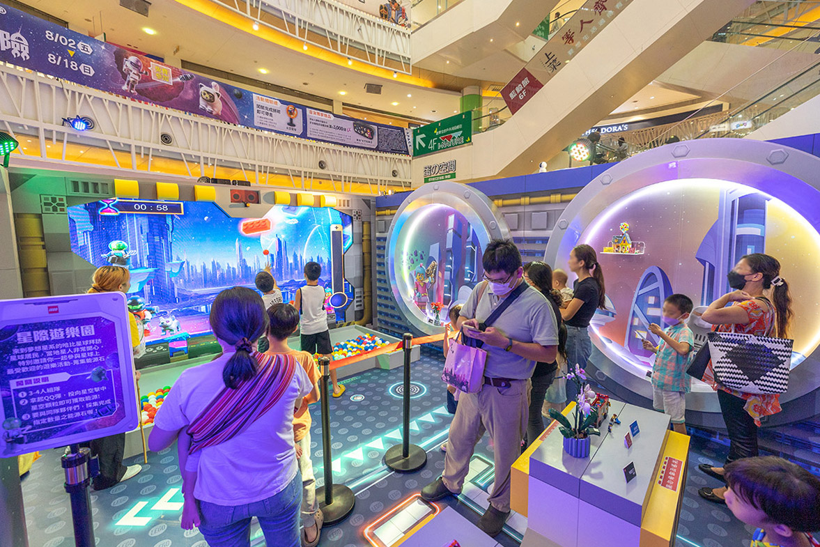 LEGO樂高星際樂園｜高雄夢時代