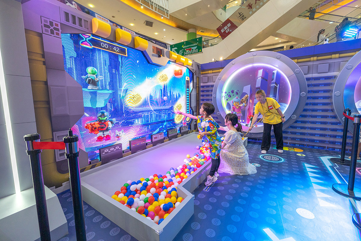 LEGO樂高星際樂園｜高雄夢時代