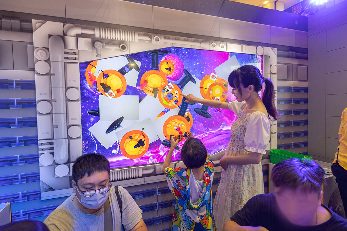 LEGO樂高星際樂園｜高雄夢時代