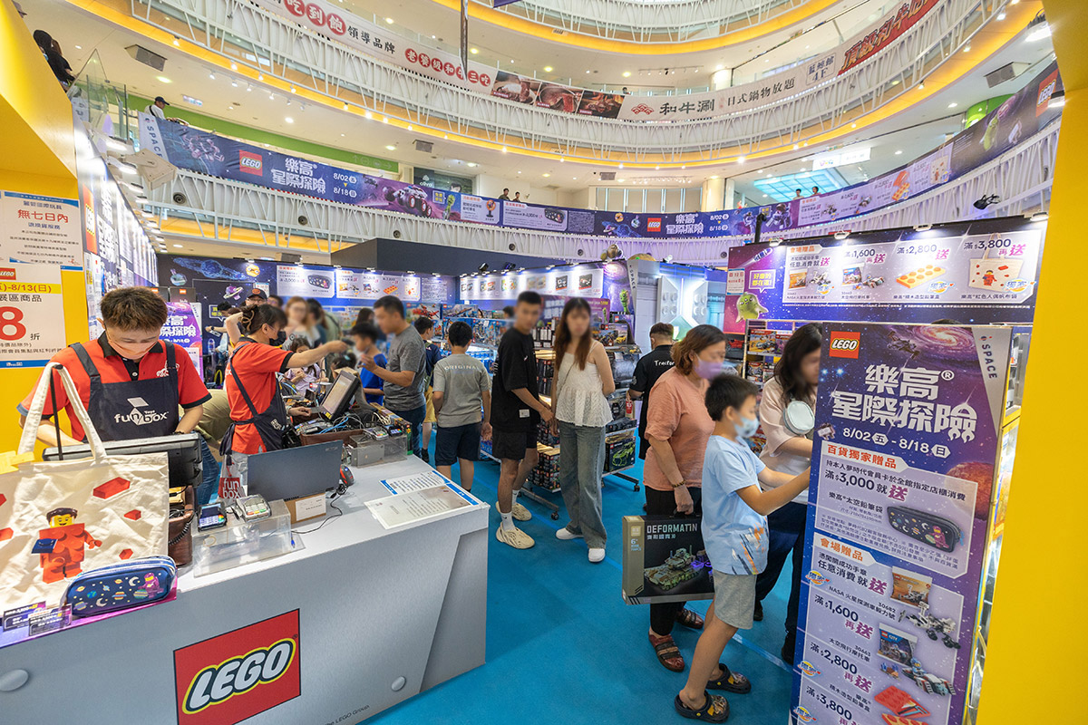 LEGO樂高星際樂園｜高雄夢時代