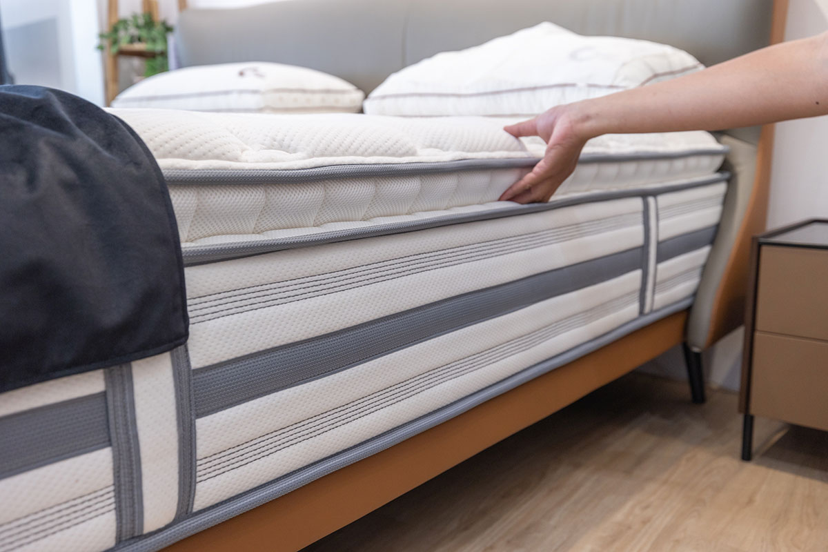 好睡王台中中清旗艦店