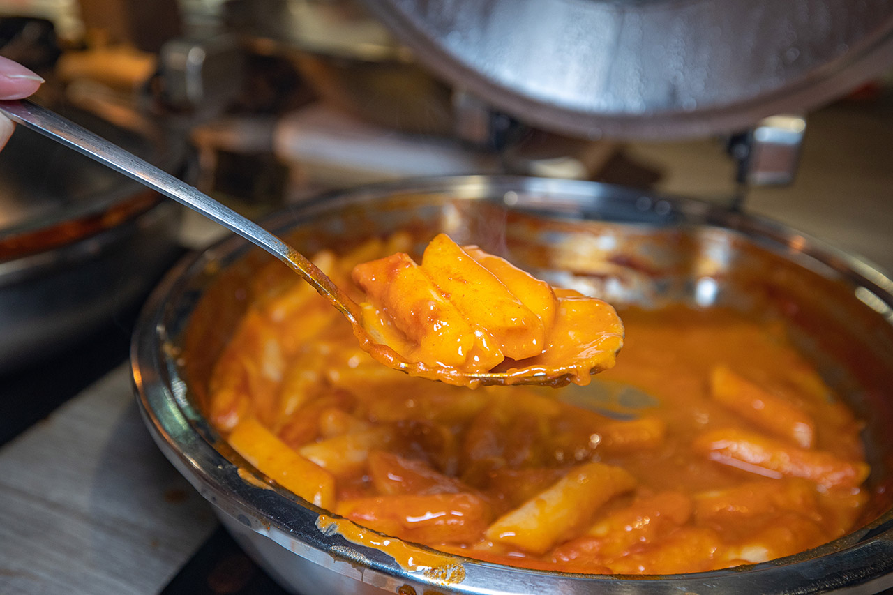 阿豬嘻烤肉村｜台北超平價吃到飽，西門町美食、韓式烤肉吃到飽、西門韓式烤肉、西門韓式料理、韓式烤五花肉、韓式烤肉餐廳、西門銅板烤肉、西門韓式吃到飽、西門吃到飽