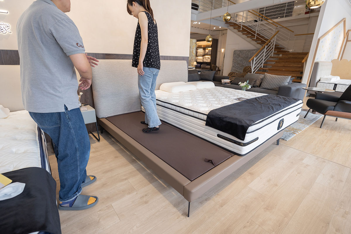 好睡王台中中清旗艦店