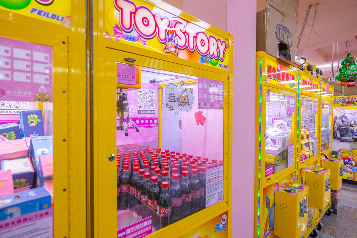 優品娃娃台中西屯店-夾娃娃機新手必玩「強爪模式」