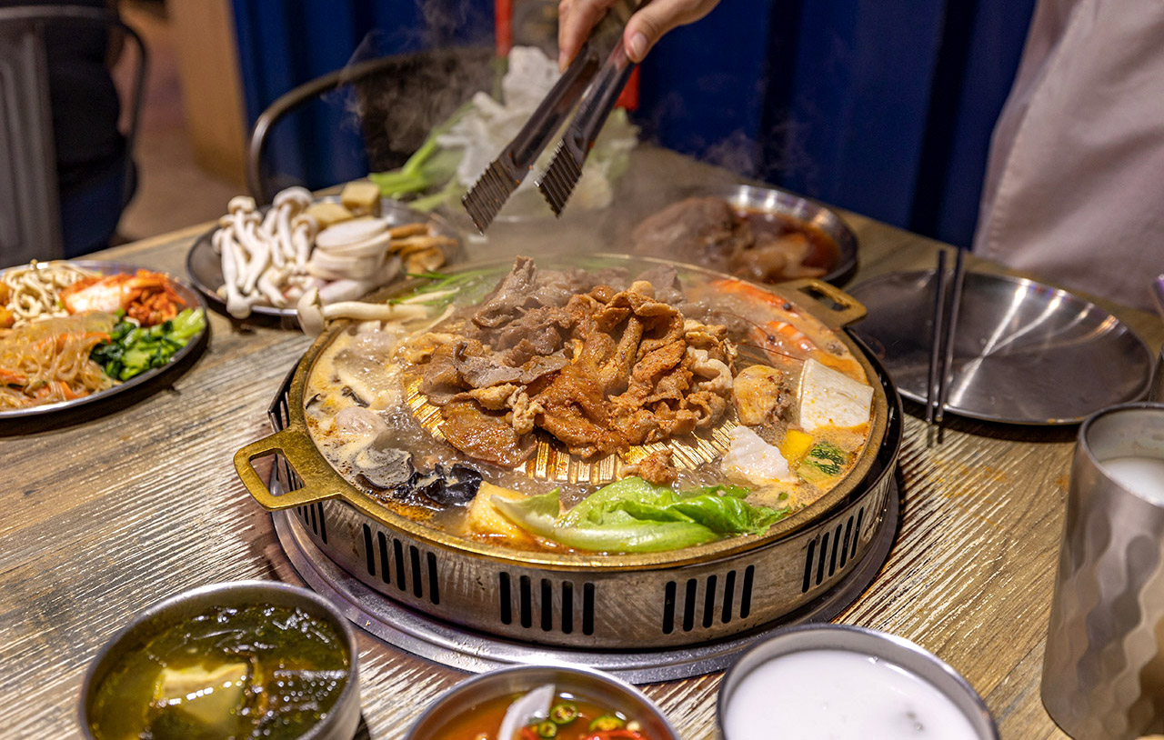阿豬嘻烤肉村｜台北超平價吃到飽，西門町美食、韓式烤肉吃到飽、西門韓式烤肉、西門韓式料理、韓式烤五花肉、韓式烤肉餐廳、西門銅板烤肉、西門韓式吃到飽、西門吃到飽