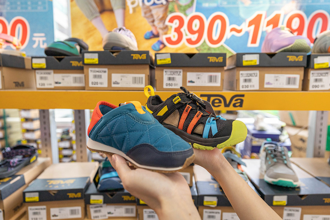 美力運動世界-大台北特賣會｜2025盛夏狂歡季台北鞋子特賣會，買一送一滿千送百，前30名早鳥再享7折，卡通童鞋、運動鞋、工作鞋松山區特賣會大放送