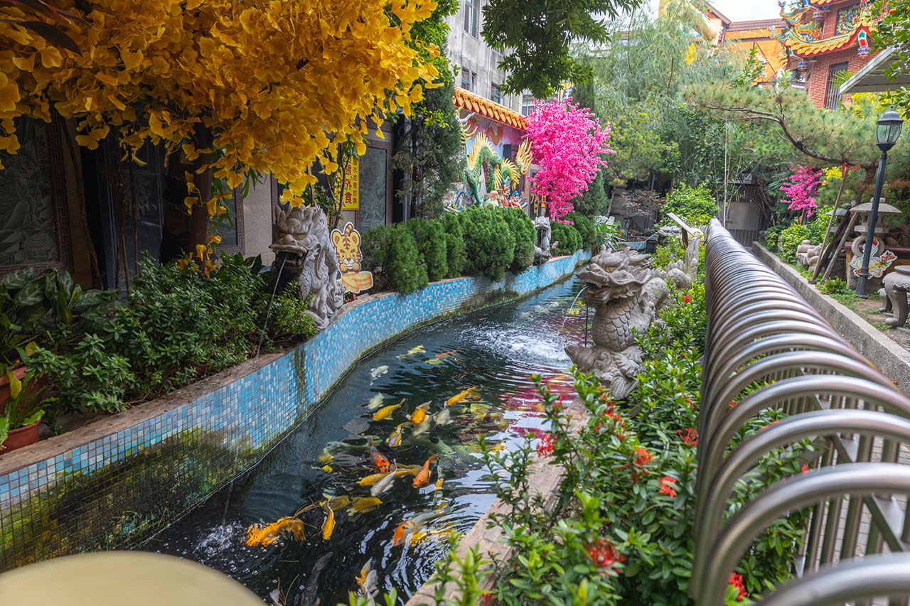 台中南天宮｜汽車過火-求台中南天宮金錢龜