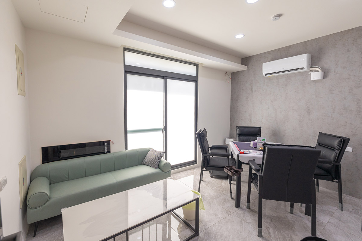 雀拾麻將桌遊-草屯店-南投最新聚會景點