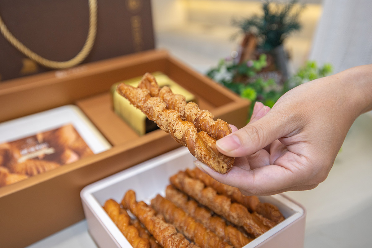 中秋節禮盒｜獻烘焙「金月雙享唐寧茶禮盒」