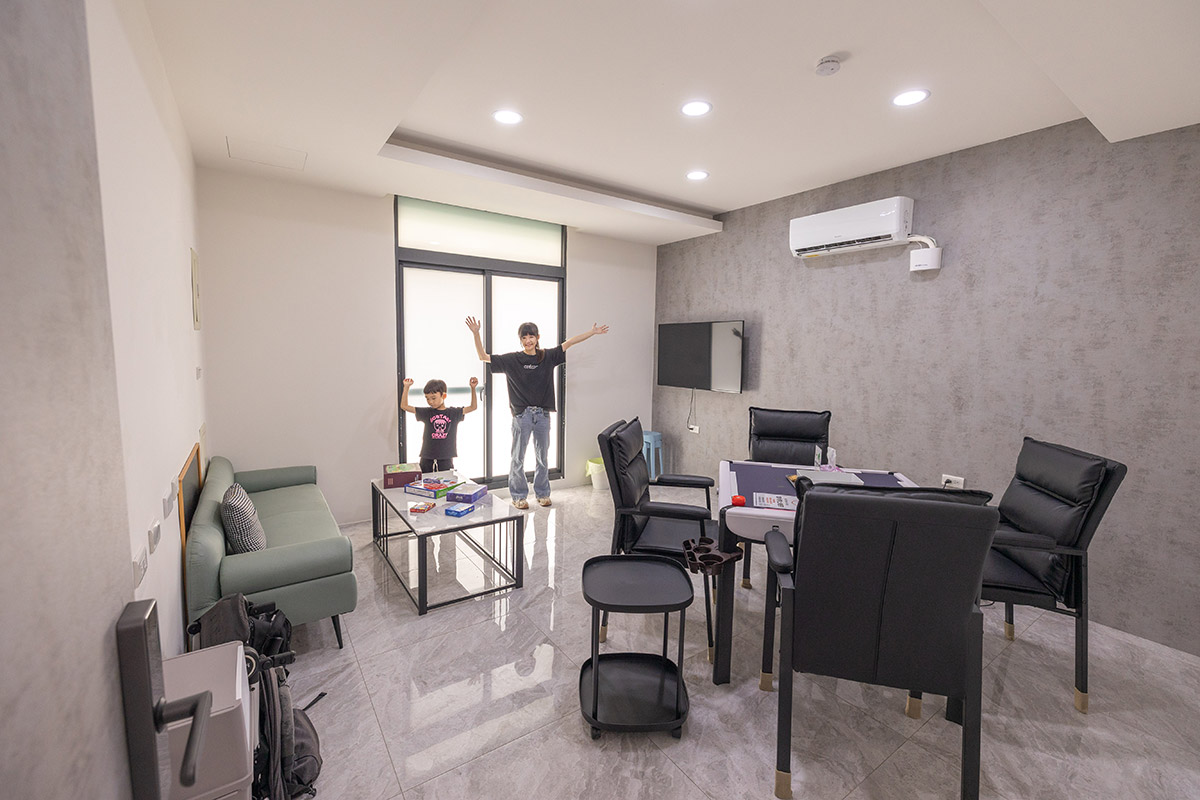 雀拾麻將桌遊-草屯店-南投最新聚會景點