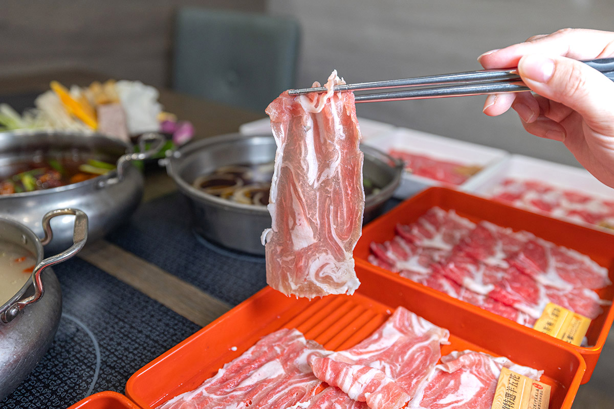 鬥牛士二鍋台中文心店