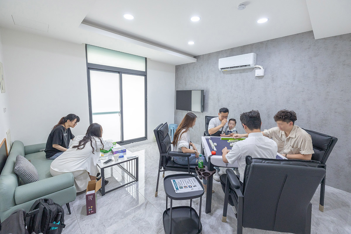 雀拾麻將桌遊-草屯店-南投最新聚會景點