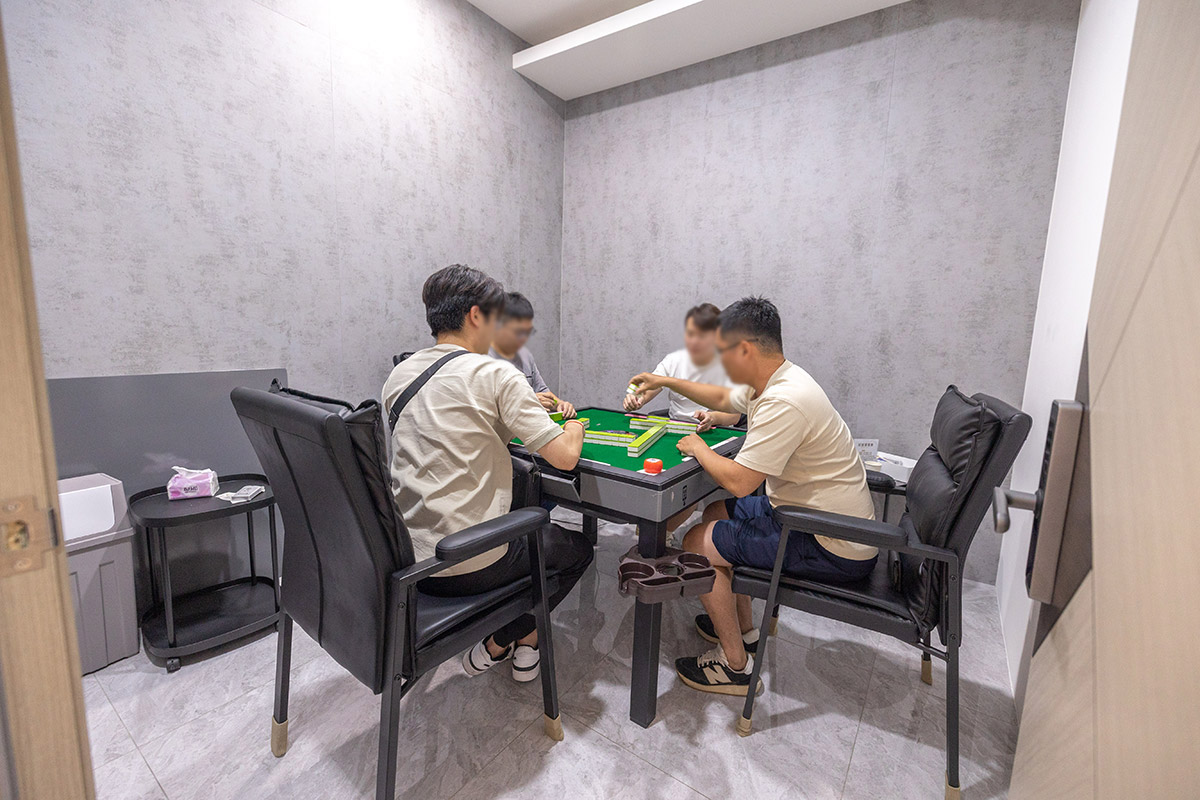 雀拾麻將桌遊-草屯店-南投最新聚會景點