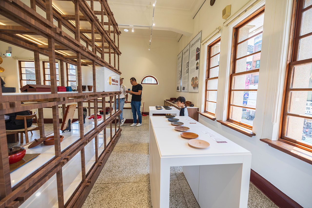 旺來八 頂街門市|頂街派出所|漆器DIY走讀豐原一日遊,豐原送禮推薦豐原火車站伴手禮推薦 旺來八 頂街門市|頂街派出所|漆器DIY走讀豐原一日遊,豐原送禮推薦豐原火車站伴手禮推薦