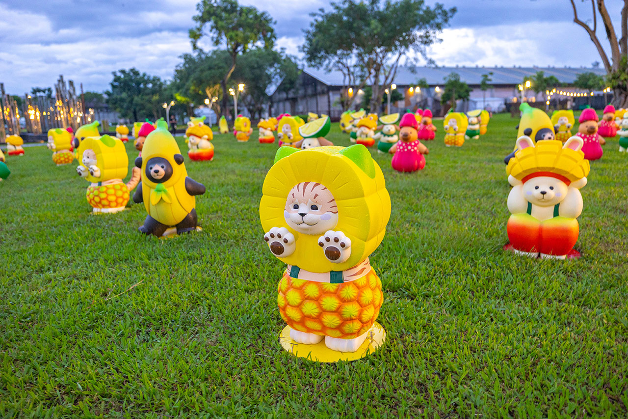 2025屏東夏日嘉年華免費入園｜童話冰宮｜狂歡遊樂園海盜船、瘋狂蛋糕，氣墊城堡、夏日兜風樂園賽車｜夏日遊園｜屏東夏日派對活動推薦