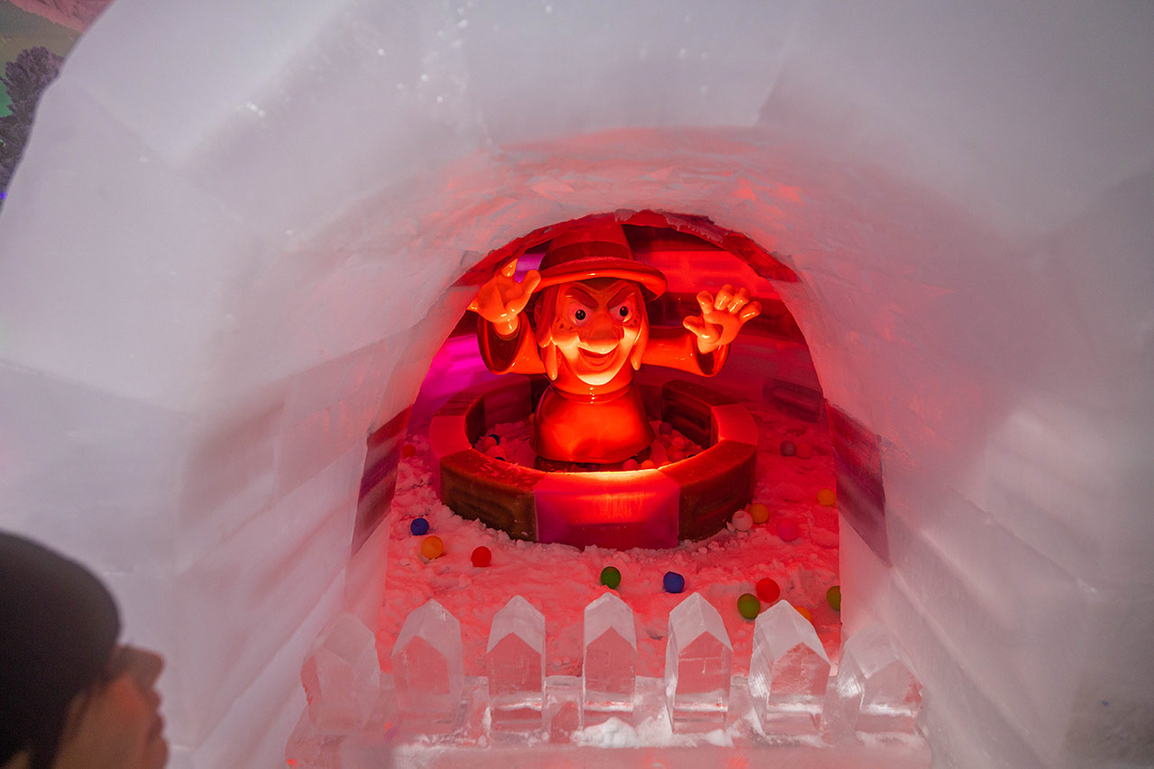 2025屏東夏日嘉年華免費入園｜童話冰宮｜狂歡遊樂園海盜船、瘋狂蛋糕，氣墊城堡、夏日兜風樂園賽車｜夏日遊園｜屏東夏日派對活動推薦