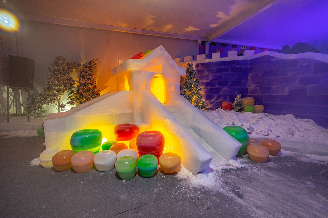 2025屏東夏日嘉年華免費入園｜童話冰宮｜狂歡遊樂園海盜船、瘋狂蛋糕，氣墊城堡、夏日兜風樂園賽車｜夏日遊園｜屏東夏日派對活動推薦